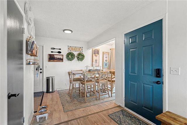 11905 W 91st Terrace, Lenexa, KS 66215