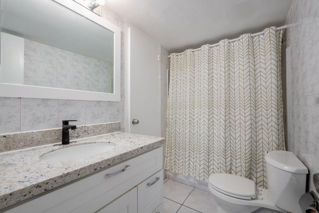 2200 E Hallandale Beach Boulevard 202, Hallandale Beach, FL 33009