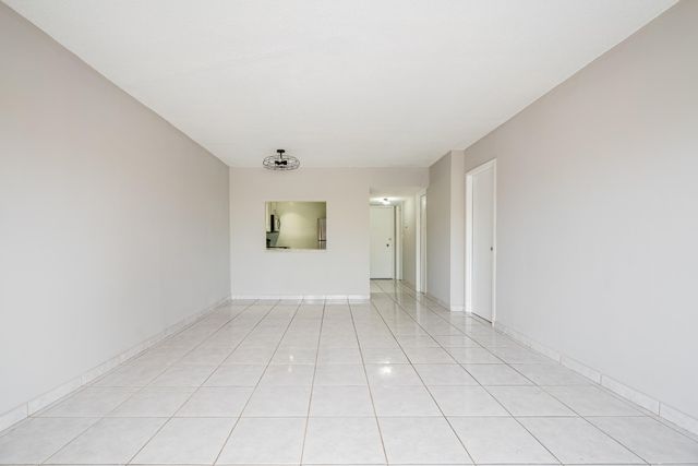 2200 E Hallandale Beach Boulevard 202, Hallandale Beach, FL 33009