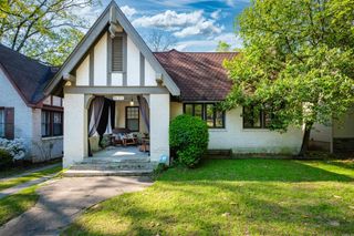 5135 Cantrell Road, Little Rock, AR 72207