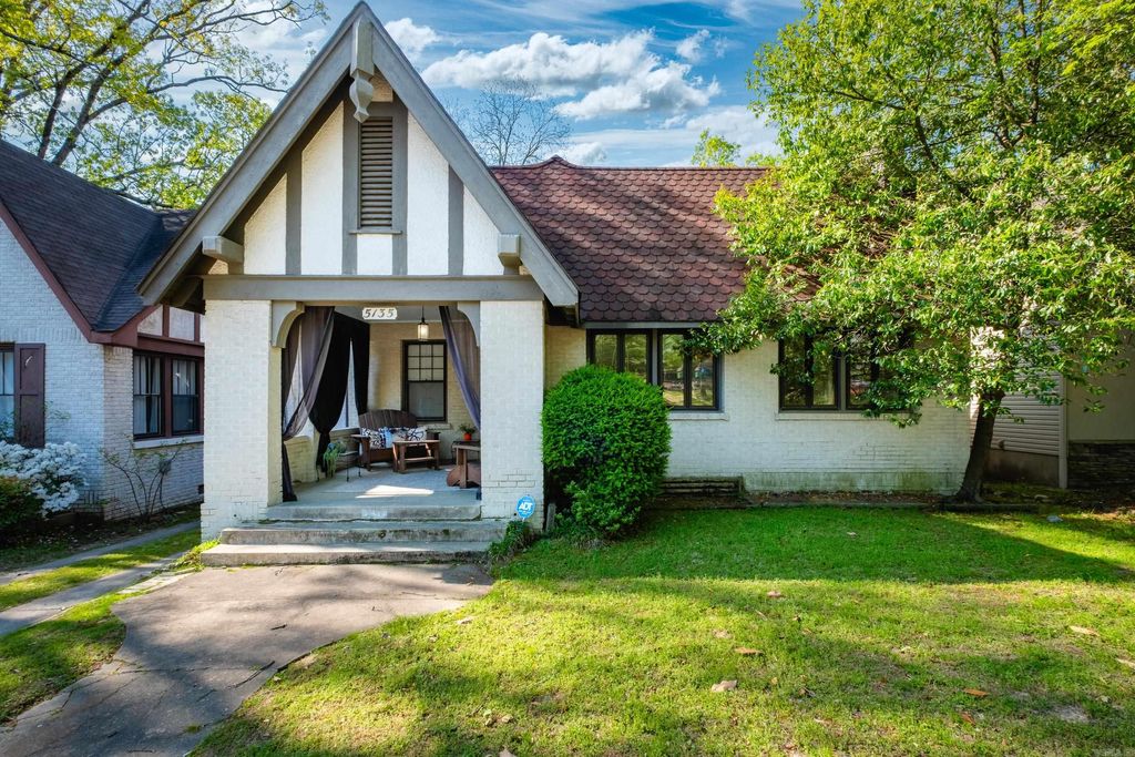 5135 Cantrell Road, Little Rock, AR 72207