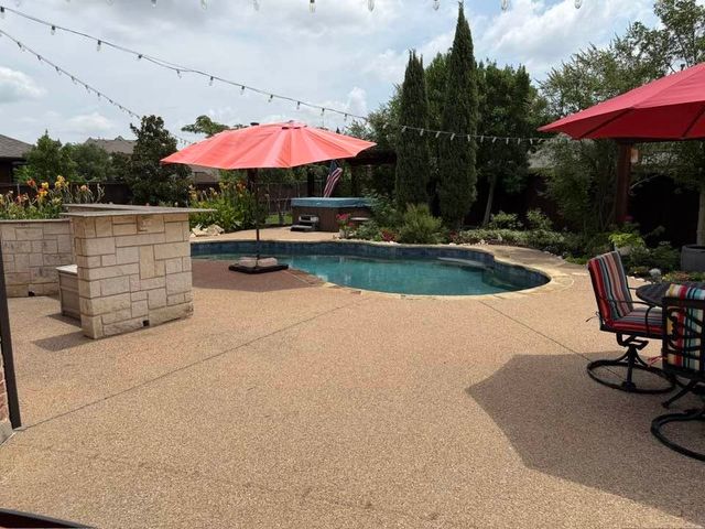 2414 Strathfield Lane, Trophy Club, TX 76262