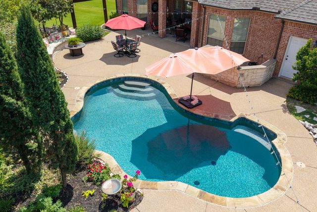 2414 Strathfield Lane, Trophy Club, TX 76262