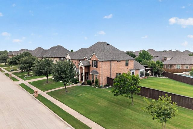 2414 Strathfield Lane, Trophy Club, TX 76262