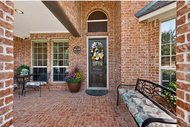 2414 Strathfield Lane, Trophy Club, TX 76262