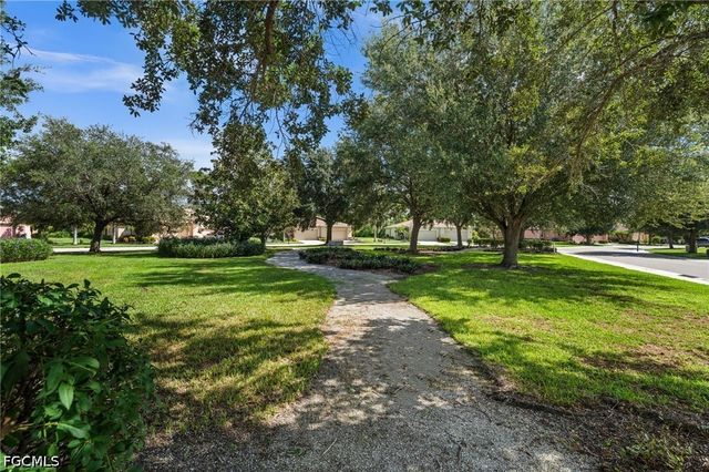 3105 Redstone CIR, North Fort Myers, FL 33917