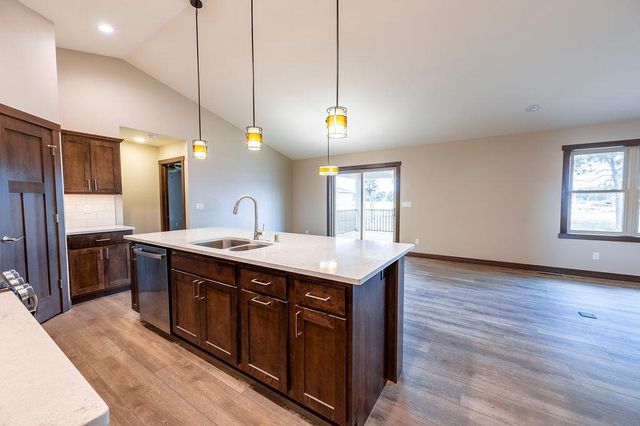 1957 Golden Gate WAY, Holmen, WI 54636