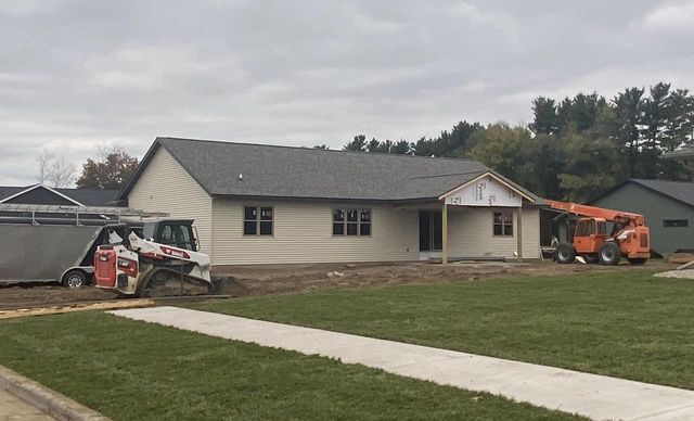 1957 Golden Gate WAY, Holmen, WI 54636