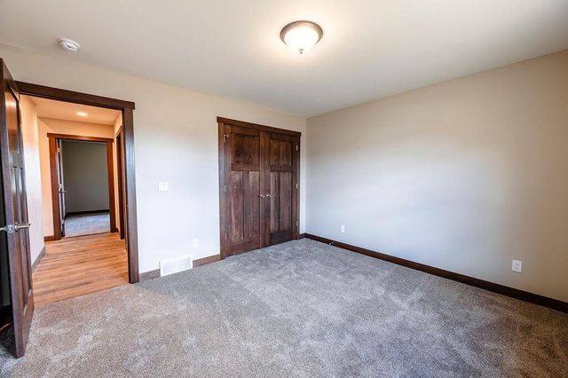 1957 Golden Gate WAY, Holmen, WI 54636