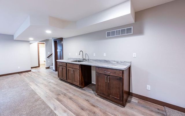 1957 Golden Gate WAY, Holmen, WI 54636