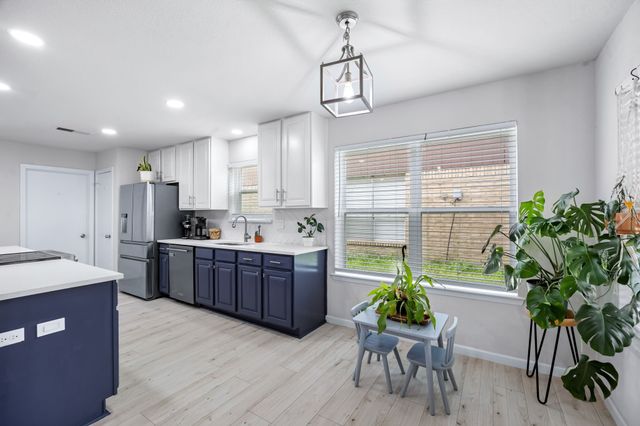 656 Red River Drive, Lewisville, TX 75077