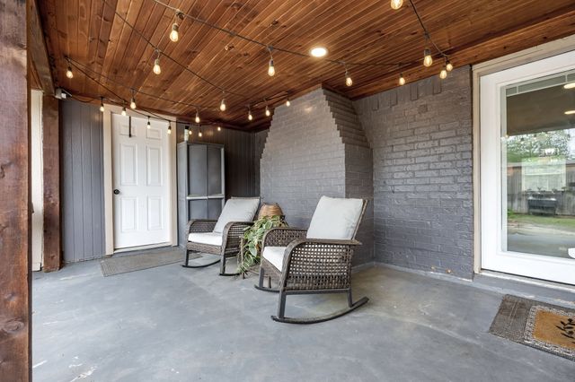 656 Red River Drive, Lewisville, TX 75077