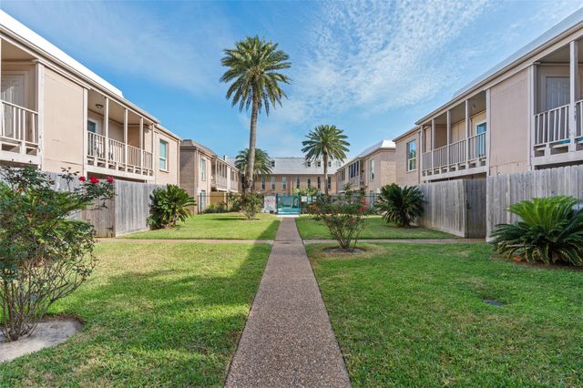 215 Post Office Street 1001, Galveston, TX 77550