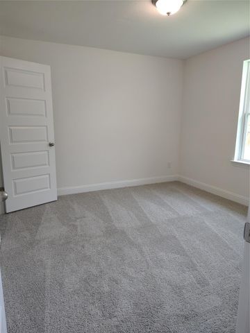 7 Keystone Court, Angleton, TX 77515