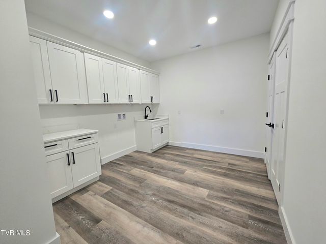 117 Clearwater Drive, Unicoi, TN 37692