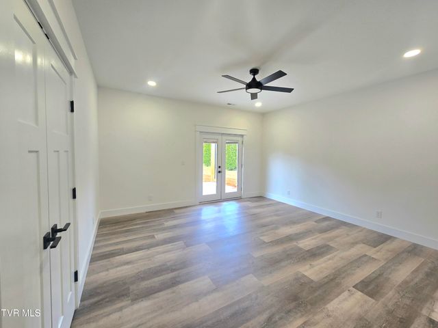 117 Clearwater Drive, Unicoi, TN 37692