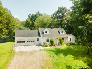 22 Cottage Road, Bozrah, CT 06334