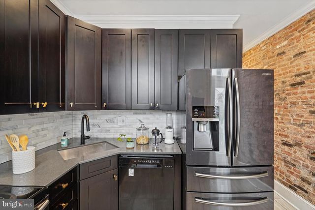 2926 E BALTIMORE ST, Baltimore, MD 21224