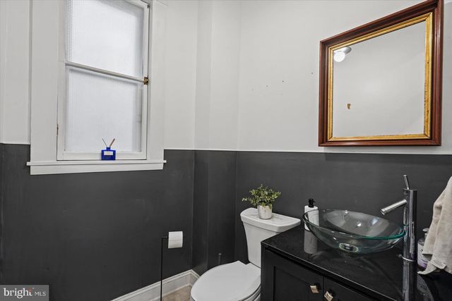 2926 E BALTIMORE ST, Baltimore, MD 21224