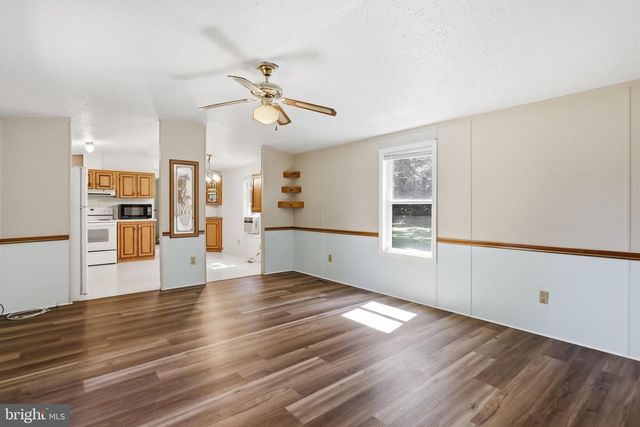 5604 WHITE CHURCH RD, Shippensburg, PA 17257