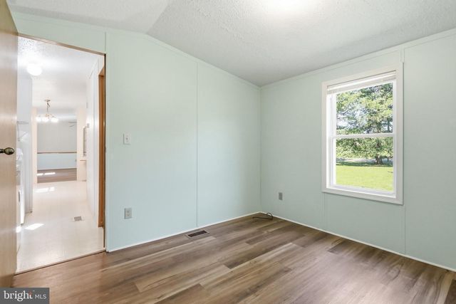 5604 WHITE CHURCH RD, Shippensburg, PA 17257