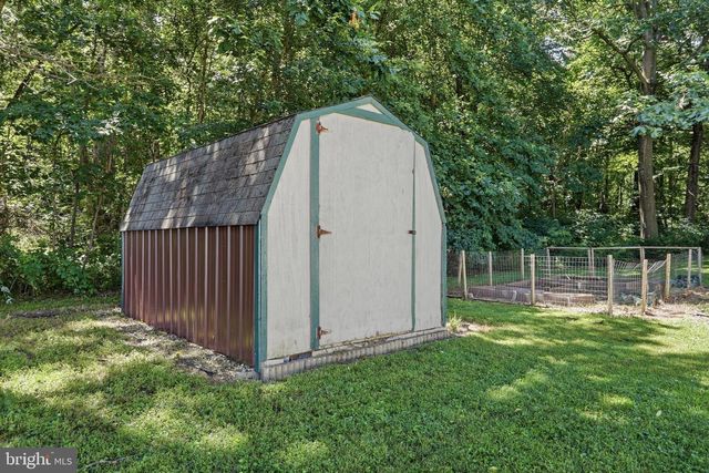 5604 WHITE CHURCH RD, Shippensburg, PA 17257