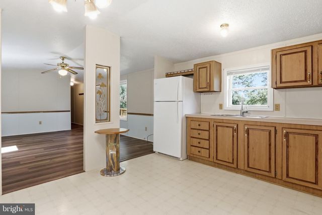 5604 WHITE CHURCH RD, Shippensburg, PA 17257