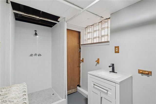 748 Chalker Street, Akron, OH 44310