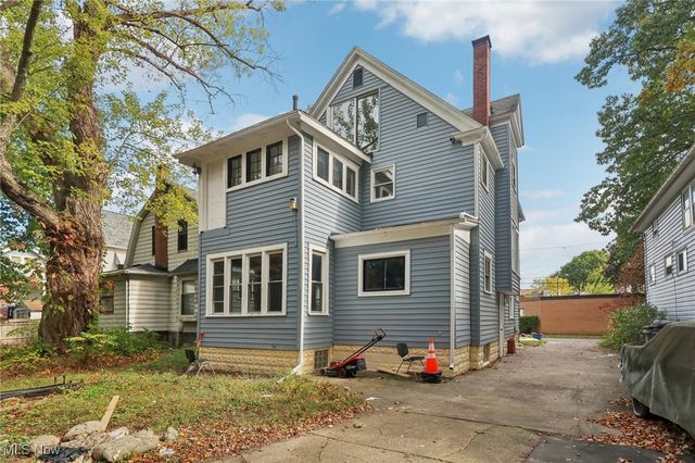 748 Chalker Street, Akron, OH 44310