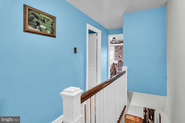 227 LOCUST ST, New Holland, PA 17557