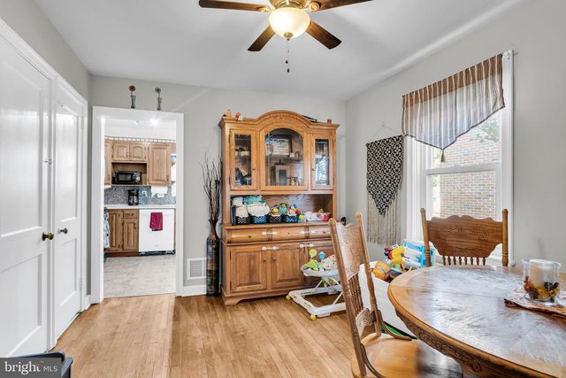 227 LOCUST ST, New Holland, PA 17557