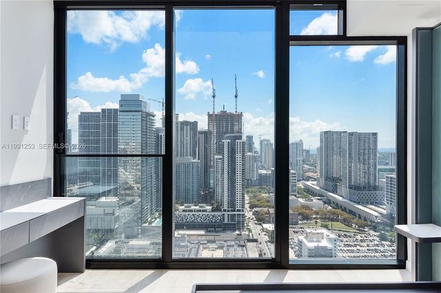 20 NE 11th St 3809, Miami, FL 33132