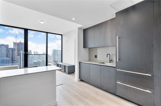 20 NE 11th St 3809, Miami, FL 33132