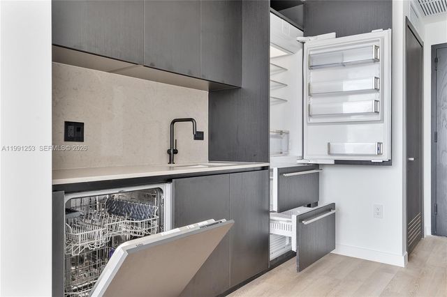 20 NE 11th St 3809, Miami, FL 33132