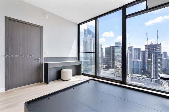 20 NE 11th St 3809, Miami, FL 33132