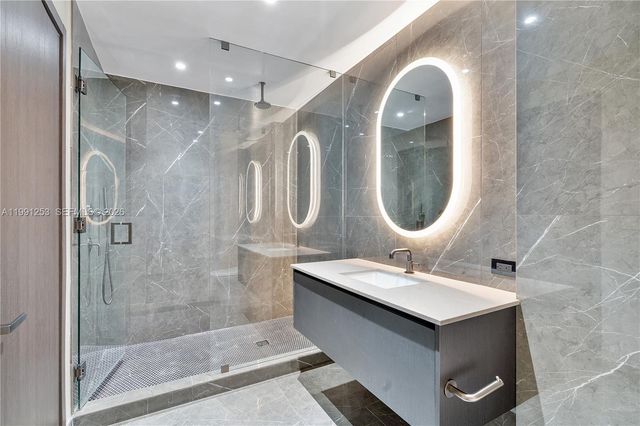 20 NE 11th St 3809, Miami, FL 33132