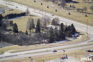 7820 N ALLEN Road, Peoria, IL 61615