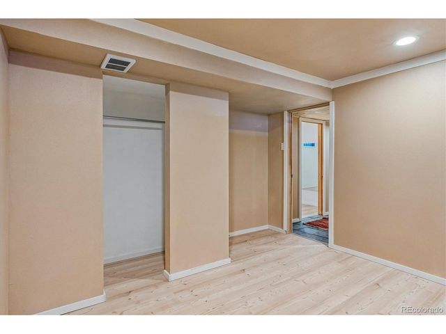 3550 W Mountain Rd, Englewood, CO 80110