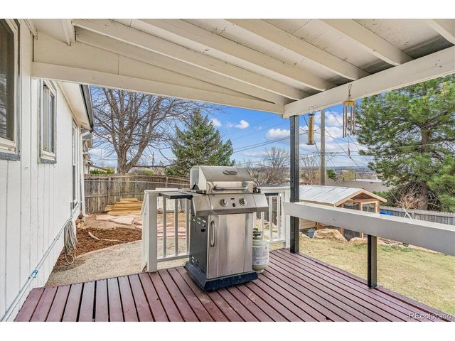 3550 W Mountain Rd, Englewood, CO 80110