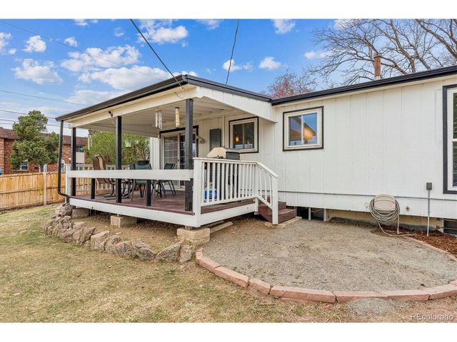3550 W Mountain Rd, Englewood, CO 80110