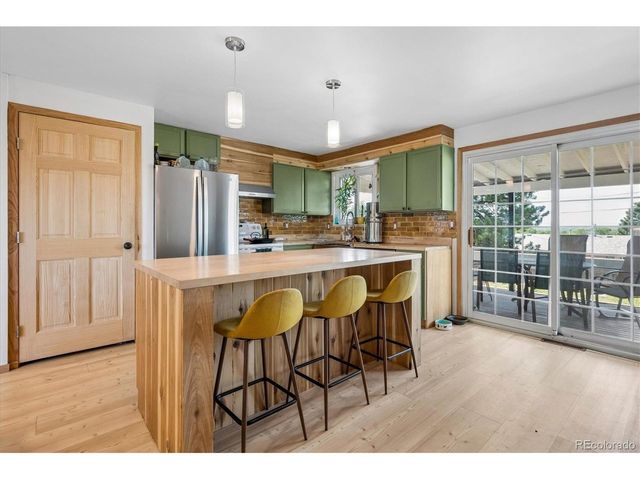 3550 W Mountain Rd, Englewood, CO 80110