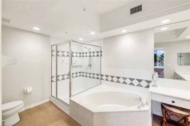 25161 Sandpiper Greens CT 203, Bonita Springs, FL 34134