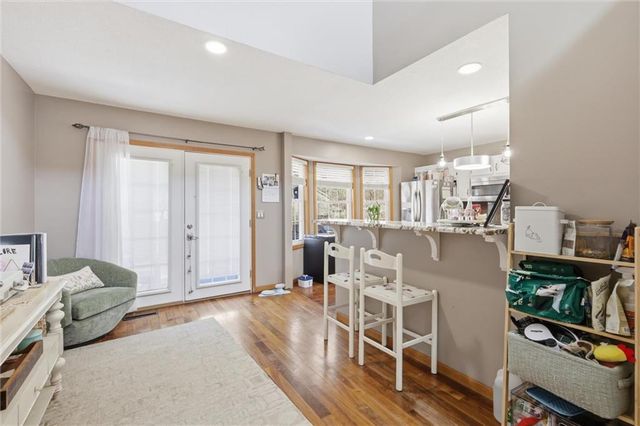 1916 NE Gatewood Drive, Lee's Summit, MO 64086