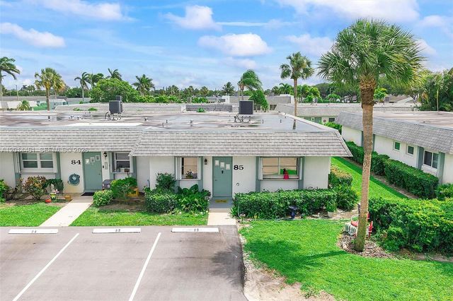 2638 E Gately Dr E 85, West Palm Beach, FL 33415