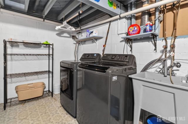 38 Bruce Court, Milltown, NJ 08850