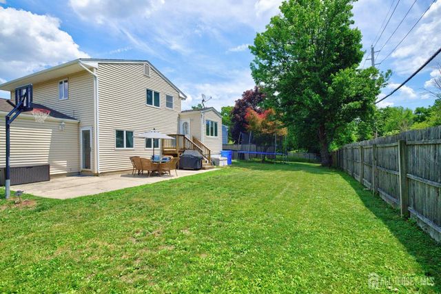 38 Bruce Court, Milltown, NJ 08850