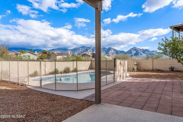 11864 N Copper Butte Drive, Oro Valley, AZ 85737