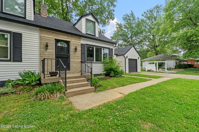 3215 Bridwell Dr, Louisville, KY 40216