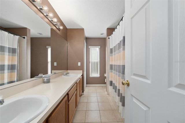 14019 HERON POND COURT, Orlando, FL 32824