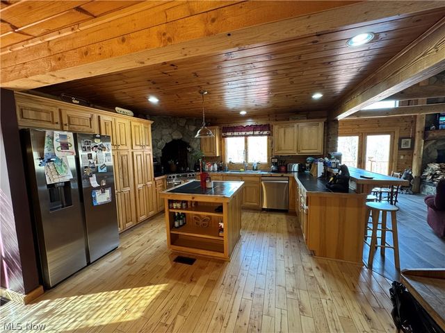 1449 St Rte 124, Coolville, OH 45723